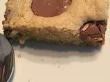 Blondie aux peanut butter cups