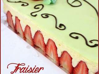 Gateau anniversaire fraisier framboisier