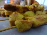 Brochettes de poulet au curcuma