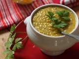 Dahl de pois cassés et lentilles corail au curry et lait de coco