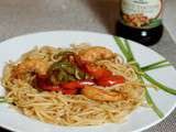 Gambas sauce Sukiyaki, sur un lit de noodles