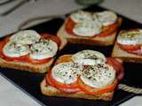 Tartines du dimanche soir, chèvre et tomates