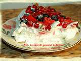 Pavlova aux fruits rouges