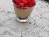 Verrine crème pâtissière et fraises