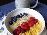 Smoothie bowl aux fruits rouges