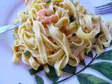 Tagliatelles: courgettes et crevettes au curry