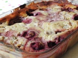 Clafoutis à la rhubarbe et aux fraises et à la farine de teff