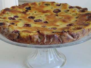 Tarte aux fruits d'automne sur fond de tarte à la châtaigne sans gluten et sans lactose