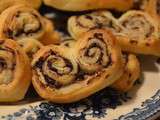 Palmiers feuilletés Kiri – Tapenade