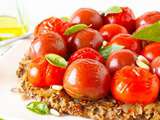 Tarte aux tomates cerises et flocons avoine-sarrasin