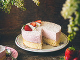 Gâteau nuage à la fraise & à la noix de coco (sans gluten)