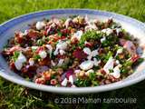 Salade de quinoa, betterave et crème de chèvre aux noix