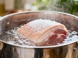 Temps de cuisson de la palette demi-sel à l’eau : méthodes et conseils pratiques