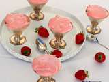 Mousse de fraises comme un Nuage de fraises