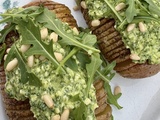 Pommes de terre Hasselback au pesto de roquette