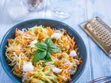 Salade de légumes râpés : radis noir, courgettes et carottes