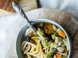 Soupe de ramen, choux carottes et champignons