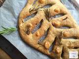 Fougasse oignons romarin...
Voilà une gourmandise totalement addictive