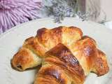 Croissants chocolat et pains aux fruits rouges et noisettes – Battle Food #12