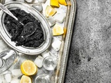 Que boire avec du caviar