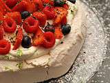 Pavlova fruits rouge basilic et citron