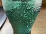 Perrier menthe qui mousse