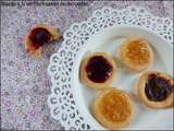 Biscuits à la confiture comme des barquettes