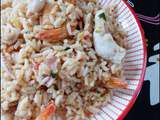 Riz sauté aux encornets et aux crevettes