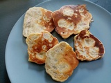 Beignets à la rhubarbe à la poêle