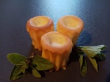 Cannelés au saumon et aux herbes