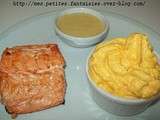 Pavé de saumon sauce hollandaise et mousse de carottes