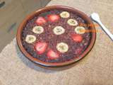 Porridge au four chocolat banane fraise