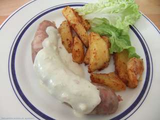 Andouillettes de Troyes sauce moutarde et pommes de terre, en cocottte ultra pro