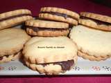 Biscuits fourrés au chocolat