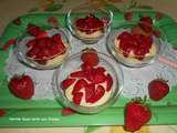 Verrine façon tarte aux fraises