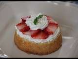 Baba aux fraises et sa chantilly au basilic