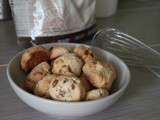 Biscuits à l'amande et pépites de chocolat