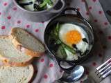 Oeufs cocotte aux asperges et trompettes des morts