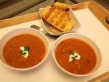 Potage aux lentilles corail, pois chiche, tomates et paprika