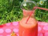 Smoothie fraises, oranges et basilic