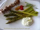 Brochettes de veau au thym et asperges