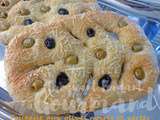 Fougasse aux olives noires et vertes