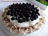 Pavlova aux cerises noires