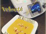 Soupe de courge butternut curry et amandes