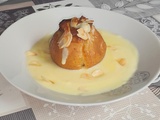 Pommes au four sur crème anglaise