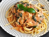 Spaghettis sauce poulet épinards