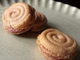 Macarons tourbillons a la fraise pour debutants ! les macarons tourbillons  (recette macaron facile )