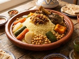 Secret du couscous traditionnel qui transforme chaque soirée en un festin inoubliable