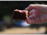 Brownie au chocolat noir et aux framboises