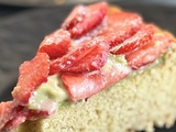 Gateau renversée aux fraises & crème pistache